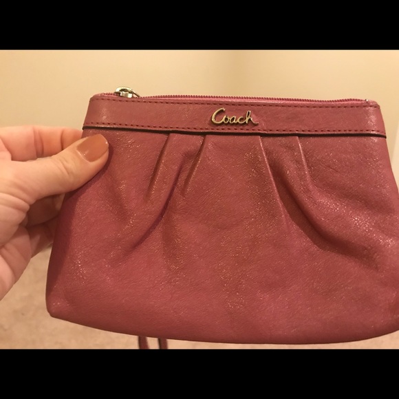 Coach wristlet - Picture 2 of 4